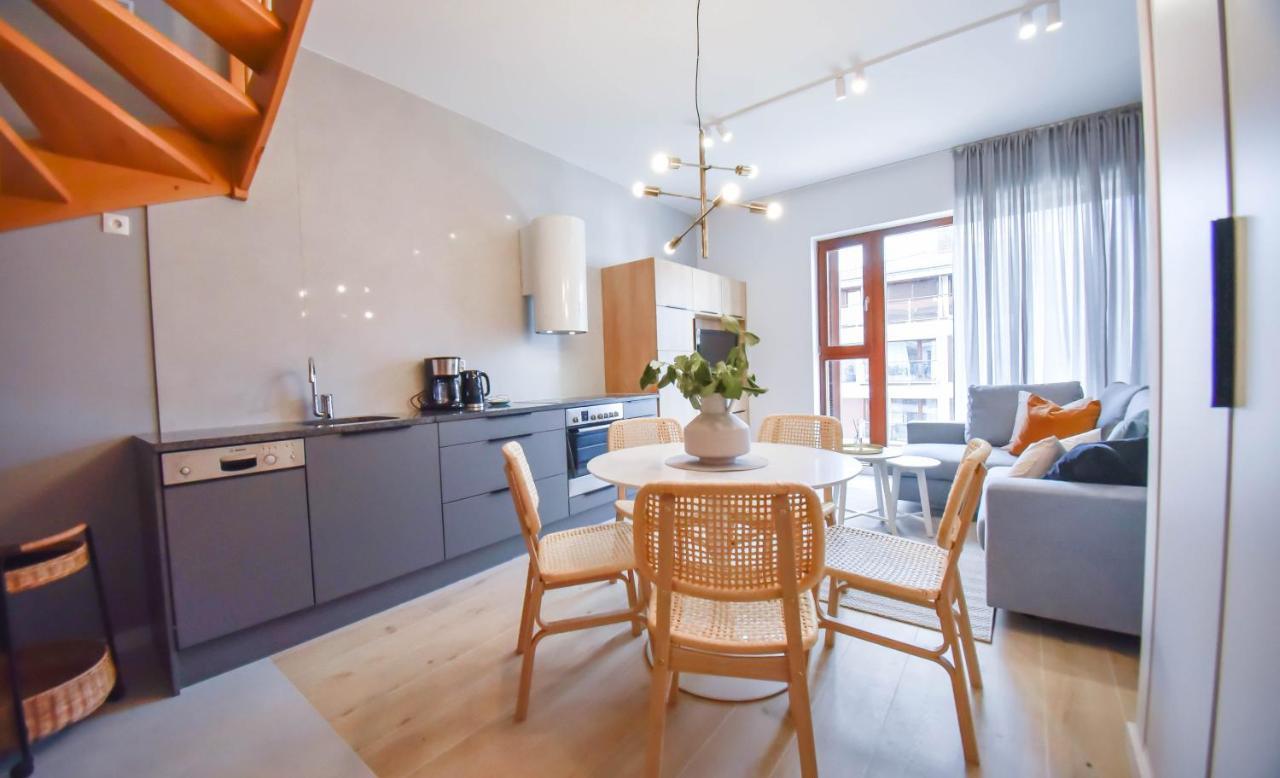 Dwupoziomowy Z Widokiem Na Morze Apartment *